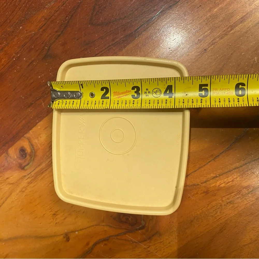 Tupperware square‎ sheer container with almond lid